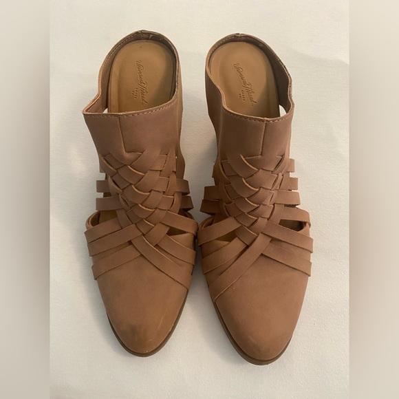 3 Universal Thread shoes + suede wedge lot. Women’s size 9 - Picture 8 of 13